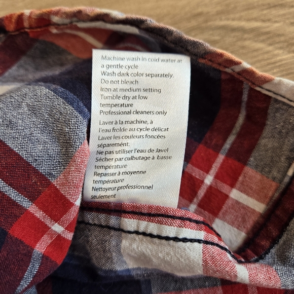 NWT Triple 5 Soul Men's short-sleeve button-up shirt, size L, navy blue & red - Picture 4 of 10